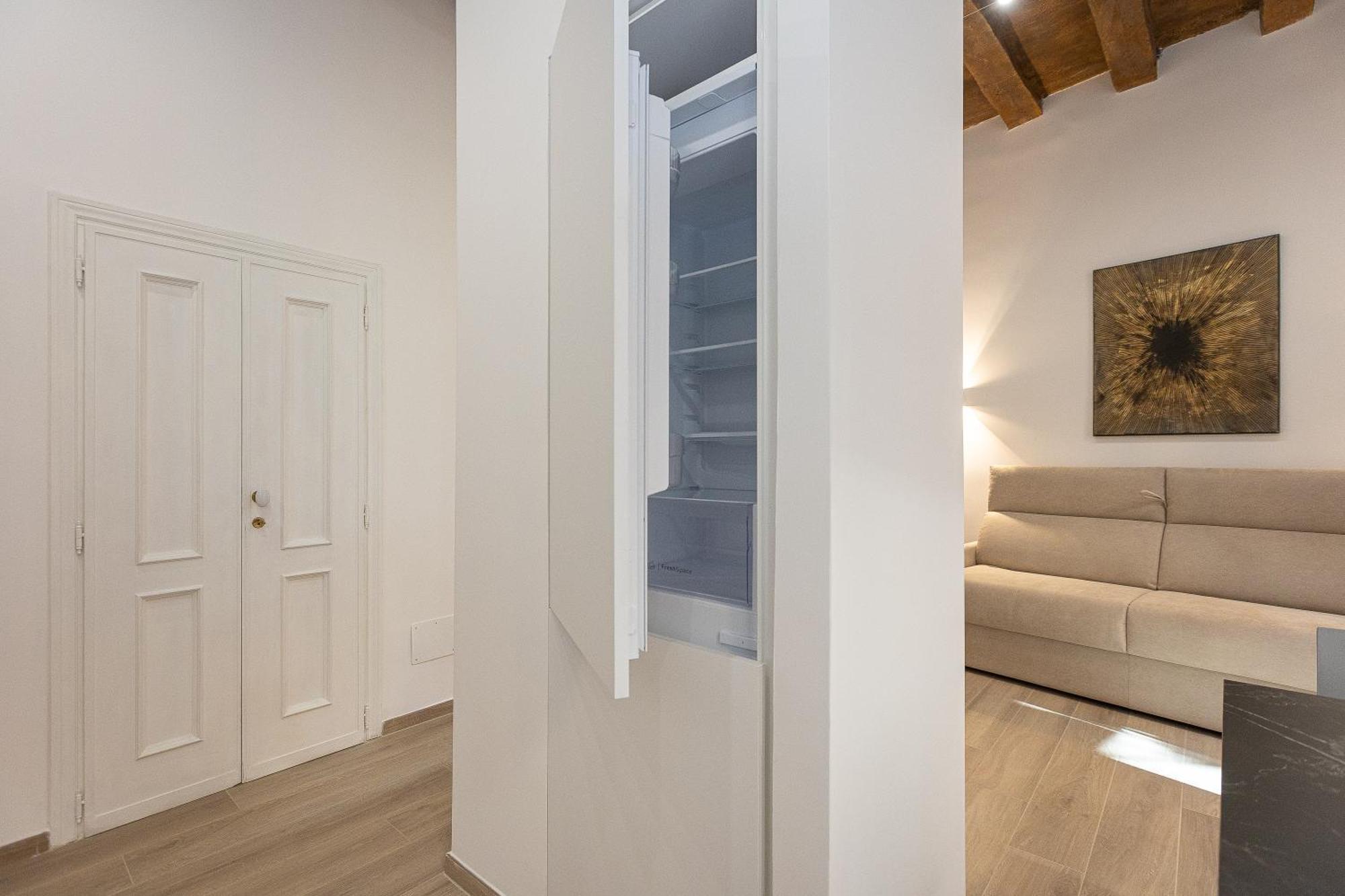 Navona Modern By In Rom