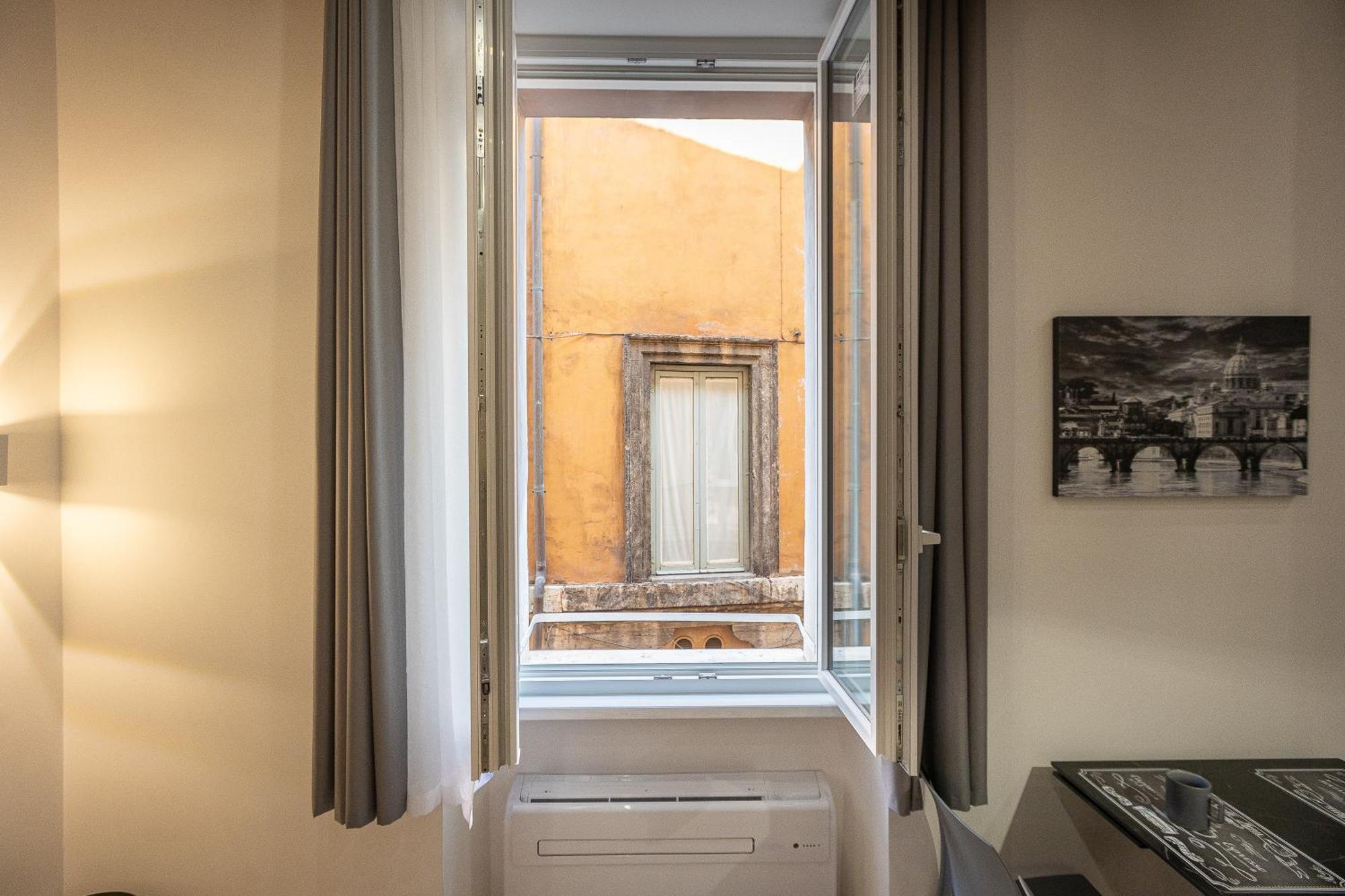 Navona Modern By In * Rom